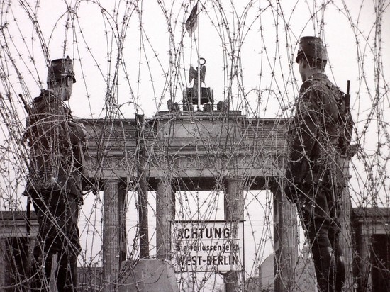 1961年の西ベルリン側。ブランデンブルク門付近