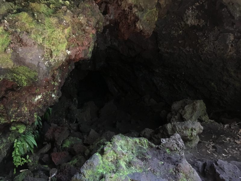 溶岩洞窟